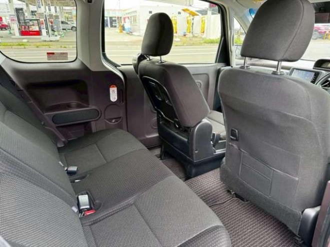 スペイド1.5 G 4WD　トヨタセーフェテセンス 1500