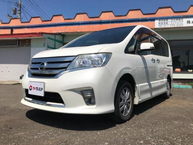セレナハイウェイスター Vセレクション 4WD 2000 5Dr