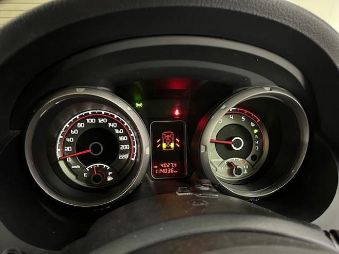 パジェロロング　エクシード　後期型　寒冷地仕様　禁煙車　ダブルバッテリー　ディーゼルターボ　新品ＷＥＤＳキーラー１７ＡＷ＋新品ＴＯＹＯホワイトレタータイヤ　社外１７ＡＷ＋スタッドレスタイヤ付　新品ＪＡＯＳブラックマッドガード　パナソニックナビ＋バックカメラ　クルーズコントロール　エンジンスターター　両席シートヒーター　リアヒーター　横滑り防止装置　盗難防止装置　１００Ｖ電源　ＨＩＤ 4WD 3200 5Dr