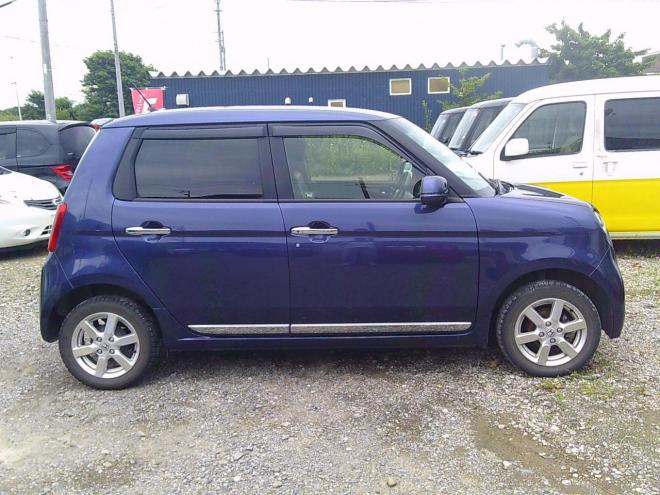 N-ONEプレミアムLパッケージ 4WD 4WD 660 5Dr