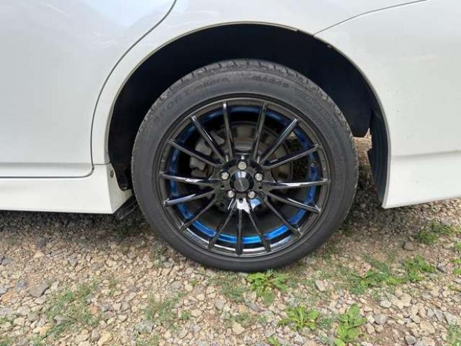 ウィッシュ1.8 X 4WD　記録簿　パワステ　パワーウィンドウ　純正ナビ　地デジフルセグ　社外アルミ　ABS　キーレス　ETC　シートカバー　純正エンジンスターター 1800