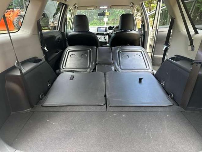 ウィッシュ1.8 X 4WD　記録簿　パワステ　パワーウィンドウ　純正ナビ　地デジフルセグ　社外アルミ　ABS　キーレス　ETC　シートカバー　純正エンジンスターター 1800