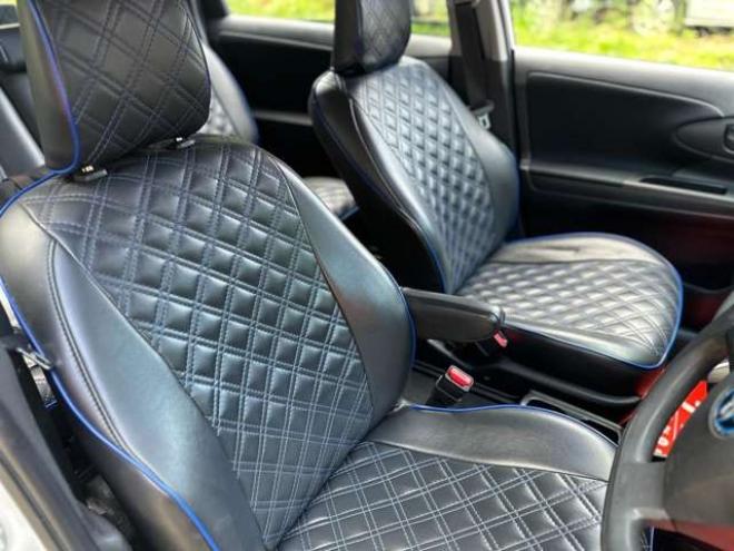 ウィッシュ1.8 X 4WD　記録簿　パワステ　パワーウィンドウ　純正ナビ　地デジフルセグ　社外アルミ　ABS　キーレス　ETC　シートカバー　純正エンジンスターター 1800