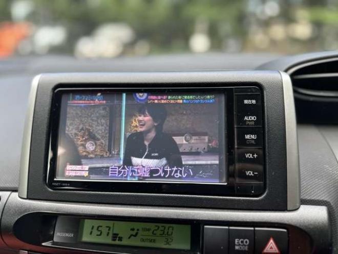 ウィッシュ1.8 X 4WD　記録簿　パワステ　パワーウィンドウ　純正ナビ　地デジフルセグ　社外アルミ　ABS　キーレス　ETC　シートカバー　純正エンジンスターター 1800