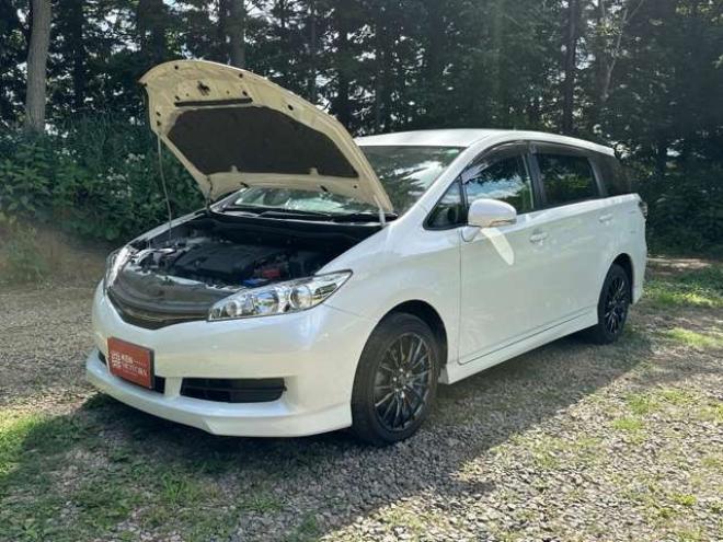 ウィッシュ1.8 X 4WD　記録簿　パワステ　パワーウィンドウ　純正ナビ　地デジフルセグ　社外アルミ　ABS　キーレス　ETC　シートカバー　純正エンジンスターター 1800