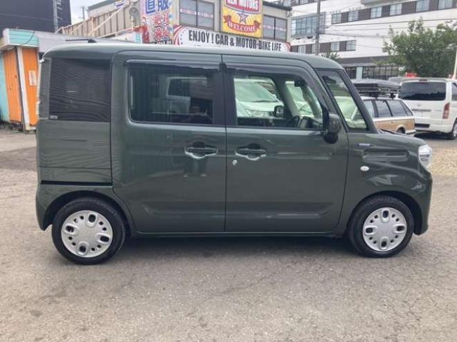 スペーシアハイブリッド G 4WD　ケンウッドナビ・TV　エンジンスターター　スマートキー　オートストップ　ETC　バックカメラ　デュアルカメラブレーキサポート　サイドエアバッグ　横滑り防止　盗難防止装置　シートヒーター　PS　PW 660