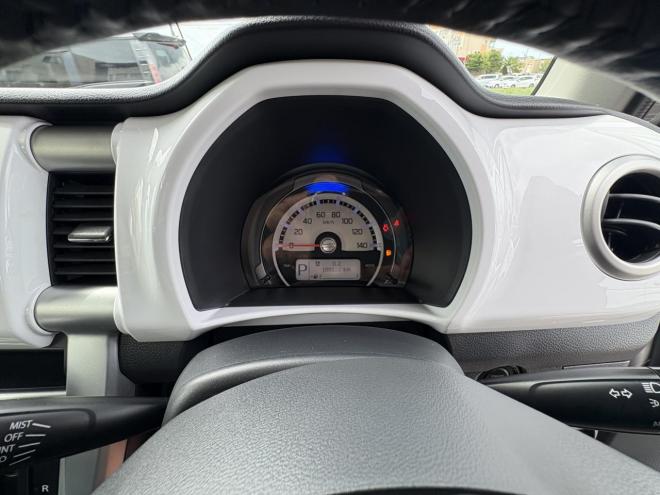 ハスラーHUSTLER  4WD Ⅹ TURBO寒冷地仕様　ブレーキアシスト　hid ワンオーナー　Bluetoothフルセグナビ　エンジンスターター　autoライト　autoエアコン　フォグランプ　スマートキー　シートヒーター　アイドリングストップ　15インチアルミ　スタットレス記録簿6枚　エンジンオイル交換　CVTオイル交換 4WD 660 ５Dr