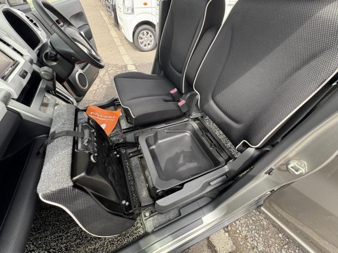 ハスラーHUSTLER  4WD Ⅹ TURBO寒冷地仕様　ブレーキアシスト　hid ワンオーナー　Bluetoothフルセグナビ　エンジンスターター　autoライト　autoエアコン　フォグランプ　スマートキー　シートヒーター　アイドリングストップ　15インチアルミ　スタットレス記録簿6枚　エンジンオイル交換　CVTオイル交換 4WD 660 ５Dr