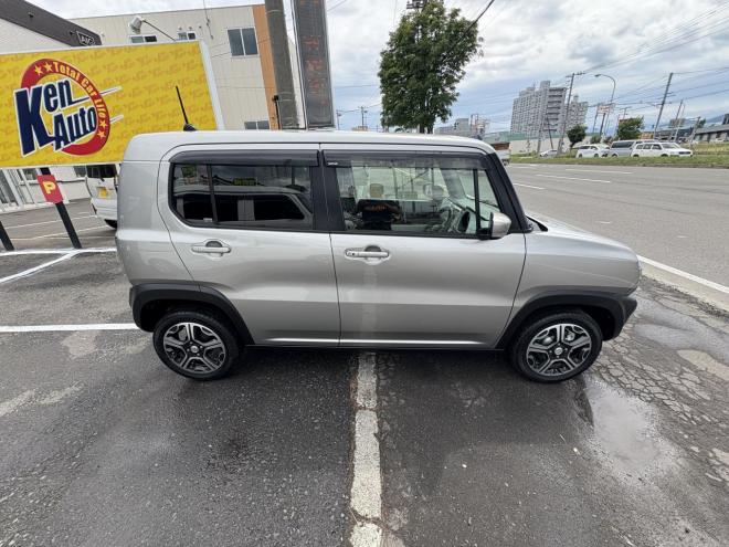 ハスラーHUSTLER  4WD Ⅹ TURBO寒冷地仕様　ブレーキアシスト　hid ワンオーナー　Bluetoothフルセグナビ　エンジンスターター　autoライト　autoエアコン　フォグランプ　スマートキー　シートヒーター　アイドリングストップ　15インチアルミ　スタットレス記録簿6枚　エンジンオイル交換　CVTオイル交換 4WD 660 ５Dr