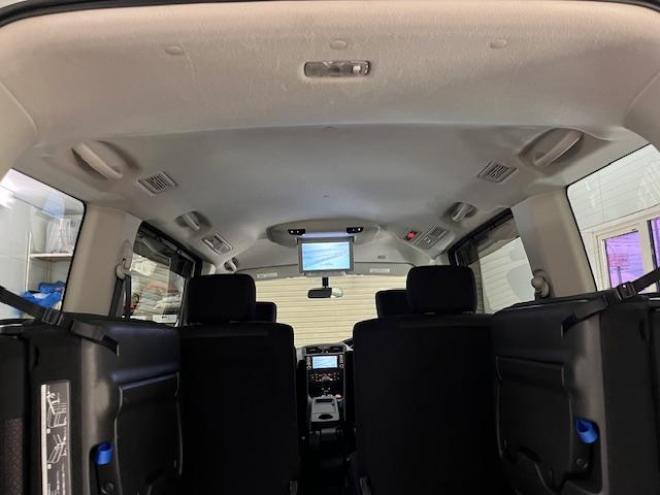 セレナハイウェイスター　禁煙車　ＷＡＫＯＳバリアスコーティング済　社外１８インチＡＷ　社外１５ＡＷ＋スタッドレスタイヤ付　両側パワースライドドア　純正ナビ（フルセグ地デジ　ＤＶＤ再生　Ｂｌｕｅｔｏｏｔｈハンズフリー）＋バックカメラ　純正リアフリップダウンモニター　クルーズコントロール　アイドリングストップ　横滑り防止装置　ＨＩＤ　ＥＴＣ 　タイミングチェーン 4WD 2000 5Dr