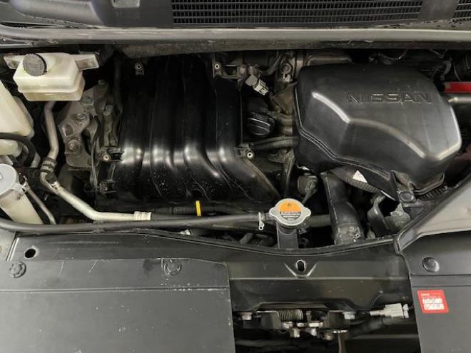 セレナハイウェイスター　禁煙車　ＷＡＫＯＳバリアスコーティング済　社外１８インチＡＷ　社外１５ＡＷ＋スタッドレスタイヤ付　両側パワースライドドア　純正ナビ（フルセグ地デジ　ＤＶＤ再生　Ｂｌｕｅｔｏｏｔｈハンズフリー）＋バックカメラ　純正リアフリップダウンモニター　クルーズコントロール　アイドリングストップ　横滑り防止装置　ＨＩＤ　ＥＴＣ 　タイミングチェーン 4WD 2000 5Dr
