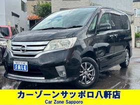 セレナ　2.0 ハイウェイスター 4WD　Bluetooth　SDナビ　横滑り防止装置 2000
