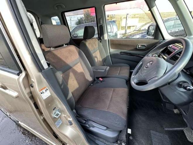 ルークスハイウェイスター 4WD　左側パワースライドドア　プッシュスタート 660