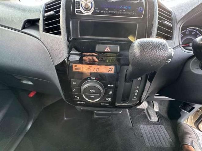 ルークスハイウェイスター 4WD　左側パワースライドドア　プッシュスタート 660