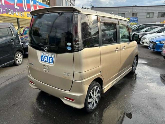 ルークスハイウェイスター 4WD　左側パワースライドドア　プッシュスタート 660