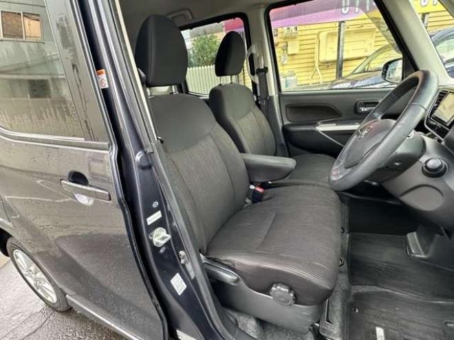 デイズルークスハイウェイスターX Vセレクション 4WD　パワースライドドア　バックモニター 660