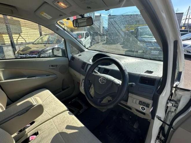 ムーヴX 4WD　Bluetooth　ナビ　プッシュスタート　エコアイドル　インテリキー　地デジ 660