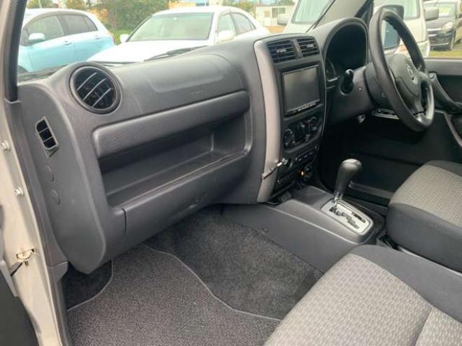 AZオフロードXC 4WD　4ナンバー・バン仕様・下回り防錆加工済 660