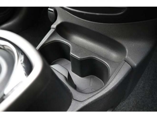 ノート1.2 e-POWER B FOUR 4WD　ナビ　バックカメラ　ETC　オートライト 1200