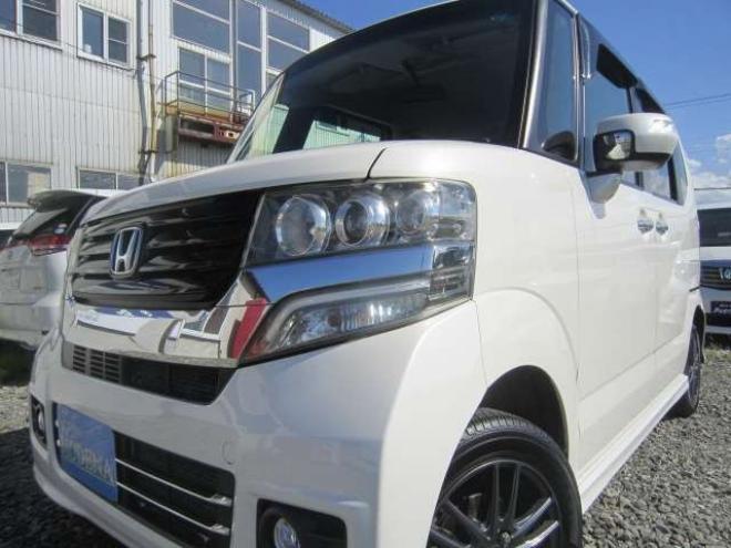N-BOXカスタムG Lパッケージ 4WD　パワスラドア ナビTV スマートキー 車検令和8年9月 夏冬タイヤ 660