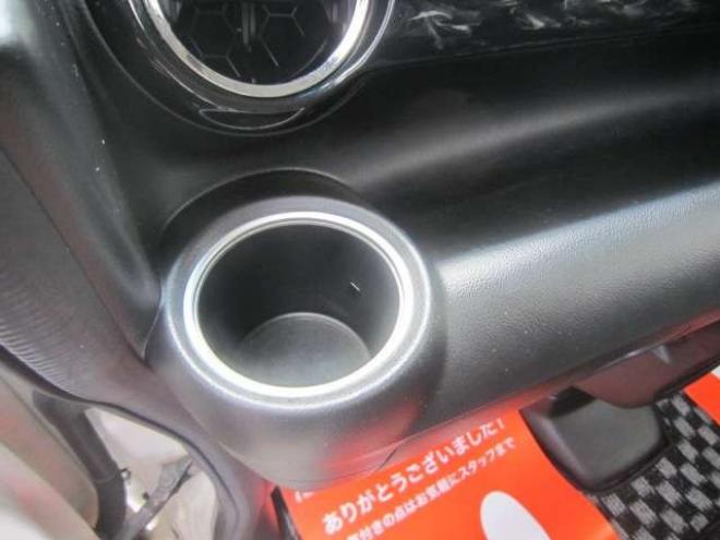 N-BOXカスタムG Lパッケージ 4WD　パワスラドア ナビTV スマートキー 車検令和8年9月 夏冬タイヤ 660