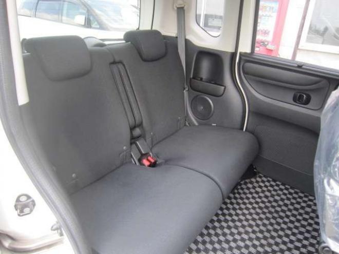 N-BOXカスタムG Lパッケージ 4WD　パワスラドア ナビTV スマートキー 車検令和8年9月 夏冬タイヤ 660