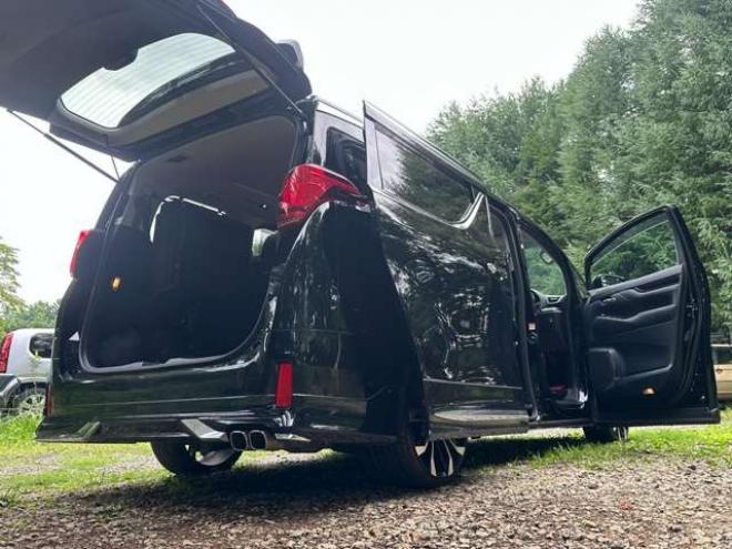 アルファード2.5 S Cパッケージ 4WD　モデリスタエアロ　両側パワースラ　電動リアゲート　後席モニター　フルセグ　バックカメラ　電動シート　3列シート　スマートキー　クルーズコントロール　社外アルミ　障害物センサー　レーンキープアシスト 2500
