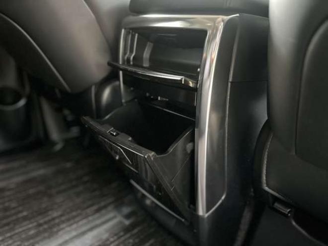 アルファード2.5 S Cパッケージ 4WD　モデリスタエアロ　両側パワースラ　電動リアゲート　後席モニター　フルセグ　バックカメラ　電動シート　3列シート　スマートキー　クルーズコントロール　社外アルミ　障害物センサー　レーンキープアシスト 2500