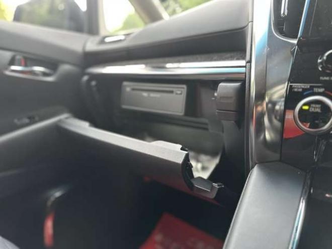 アルファード2.5 S Cパッケージ 4WD　モデリスタエアロ　両側パワースラ　電動リアゲート　後席モニター　フルセグ　バックカメラ　電動シート　3列シート　スマートキー　クルーズコントロール　社外アルミ　障害物センサー　レーンキープアシスト 2500