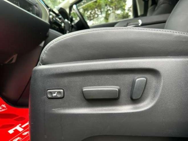 アルファード2.5 S Cパッケージ 4WD　モデリスタエアロ　両側パワースラ　電動リアゲート　後席モニター　フルセグ　バックカメラ　電動シート　3列シート　スマートキー　クルーズコントロール　社外アルミ　障害物センサー　レーンキープアシスト 2500