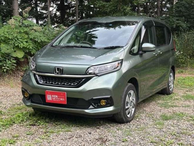 フリード+1.5 ハイブリッド G 4WD　ホンダセンシング　記録簿　衝突安全ブレーキ　PS　PW　純正ナビ　ABS　キーレス　バックカメラ　両側パワースライドドア　フルセグ　LED　シートヒーター　ミラーヒーター　ETC　クルーズコントロール 1500