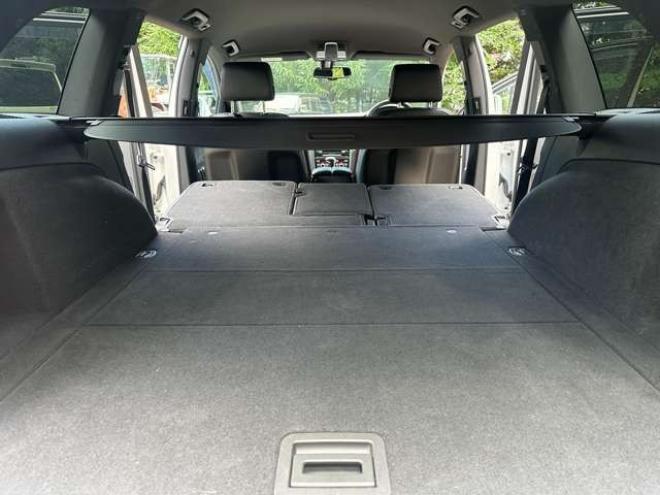 アウディQ7 3.0 TFSI クワトロ Sラインパッケージ 4WD　PS　PW　純正ナビ　純正アルミ　ABS　キーレス　ディーラー車　純正オーディオ　バックカメラ　黒革シート　ETC　ボーズサウンド　クルーズコントロール　電動シート　シートヒーター 正規輸入車 3000