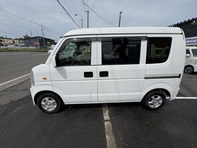 エブリィEVERY VAN 4WD JYOIN TURBO寒冷地仕様　TURBO Bluetoothフルセグナビ　リアヒーター　バイザー　アルミホイル　エンジンオイル交換　オイルエレメント交換　全磨き済み 4WD 660 ５Dr