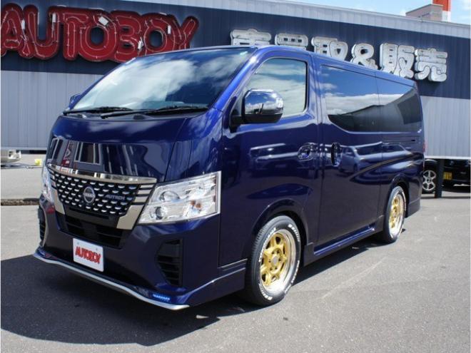 キャラバン2.4 AUTECH ロングボディ ディーゼルターボ 4WD　セレクション　Bodyline新作17インチAW&薄型オーバーフェンダー&ベッドキットTYPE2　ヨコハマPARADA215/60R17 登録済未使用車 2400