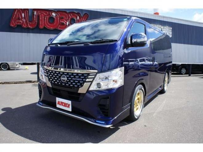 キャラバン2.4 AUTECH ロングボディ ディーゼルターボ 4WD　セレクション　Bodyline新作17インチAW&薄型オーバーフェンダー&ベッドキットTYPE2　ヨコハマPARADA215/60R17 登録済未使用車 2400