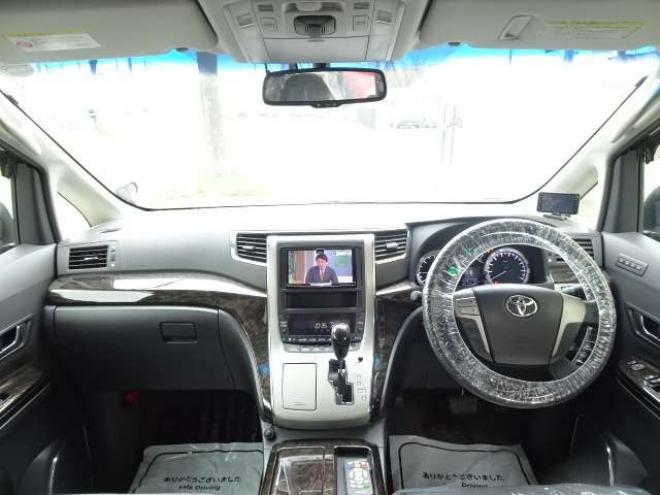 アルファードハイブリッド2.4 SR 4WD　本州車　ハイブリットシステム含2年保証/走行距離無制限　 後期型　両側パワースライドドア　4WD　社外ナビ　地デジ　バックカメラ　フリップダウンモニター　社外20AW　パワーシート　シートメモリー 2400
