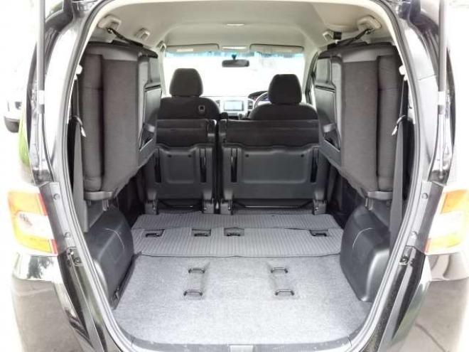 フリード1.5 G ジャストセレクション 4WD　本州車　保証1年/走行距離無制限　4WD 両側パワースライドドア　純正ナビ　地デジ　バックカメラ　ETC　スマートキー×2　HID　デアイサー　ウインカーミラー 1500