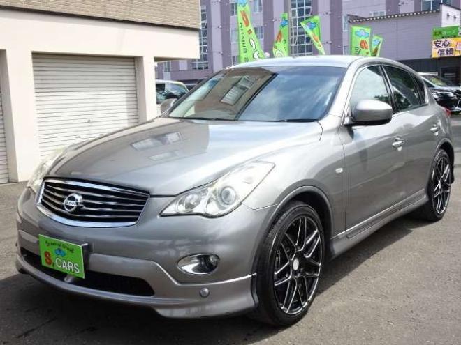 スカイラインクロスオーバー3.7 370GT FOUR タイプP 4WD　本州車　保証1年/走行距離無制限　メーカーナビ　パノラミックビューモニター　地デジ　BOSEサウンドシステム　本革パワーシート　シートヒーター　シートメモリー　社外20インチアルミ　純正エンジンスターター 3700