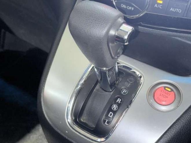 セレナ2.0 20X Vセレクション+Safety 4WD　下廻防錆TVナビBカメETC 2000