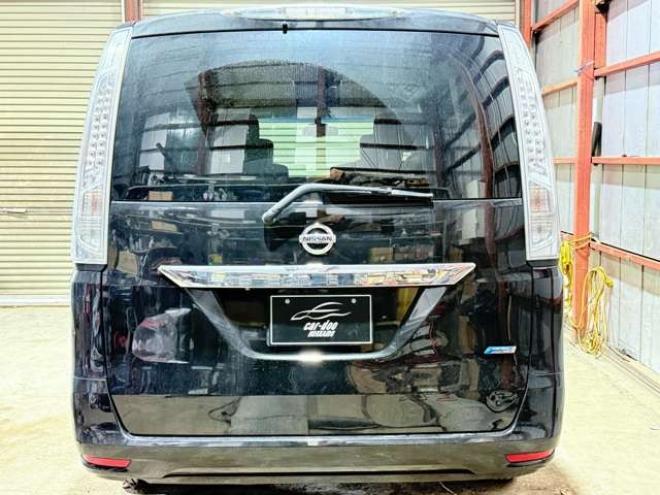 セレナ2.0 20X 4WD　下廻防錆TVナビBカメ後席モニタETC 2000