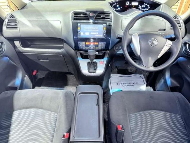 セレナ2.0 20X 4WD　下廻防錆TVナビBカメ後席モニタETC 2000