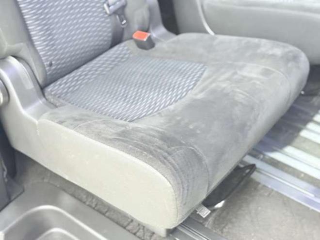 セレナ2.0 20X 4WD　下廻防錆TVナビBカメ後席モニタETC 2000