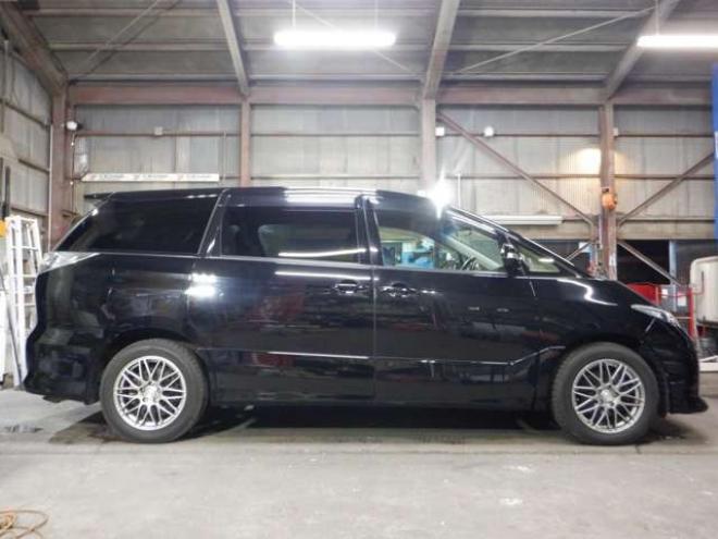 エスティマ2.4 アエラス 4WD　ナビ・TV・B/T・Bカメラ・両側パワスラ 2400