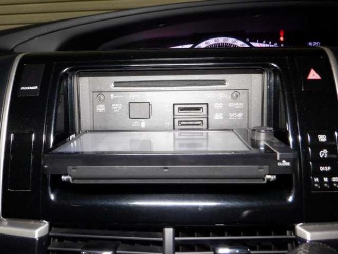 エスティマ2.4 アエラス 4WD　ナビ・TV・B/T・Bカメラ・両側パワスラ 2400