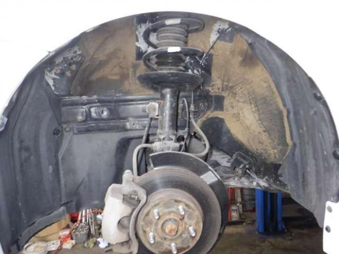 プリウス1.8 S セーフティ プラス E-Four 4WD　本州仕入・ナビ・TV・Bカメラ・エアロ・LEDヘッドライト・衝突軽減・クルコン・スマートキー・プッシュスタート・オートマチックハイビーム・ETC・フォグランプ・社外17インチAW 1800
