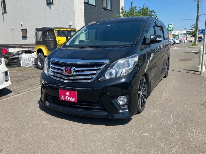 アルファード２４０Ｓ　Ｃパッケージ　４ＷＤ　両側スライドドア　ＥＴＣ　ナビ　電動バックドア　始動防眩ミラーオットマン　社外アルミ　キャプテンシート 4WD 2400 5Dr