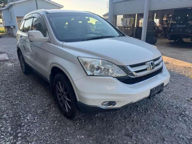 CR-V2.4 ZX HDDナビ レザースタイル 4WD　本革シート　サンルーフ　HDDナビ　Bカメラ　シートヒーター 2400