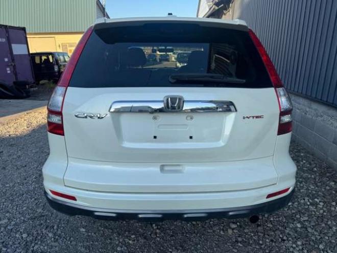 CR-V2.4 ZX HDDナビ レザースタイル 4WD　本革シート　サンルーフ　HDDナビ　Bカメラ　シートヒーター 2400