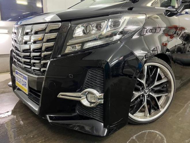 アルファードＳ　Ｃパッケージ　禁煙車　クレンツェ２０インチＡＷ　純正１８ＡＷ＋スタッドレスタイヤ付　ブリッツ車高調　ヴァレンティＬＥＤテール　アルパインビッグＸ１０インチナビ（フルセグ地デジ　Ｂｌｕｅｔｏｏｔｈ）＋バックカメラ　アルパイン製１２．８インチリアフリップダウンモニター　両側パワースライドドア　パワーバックドア　純正ハーフレザーシート　電動オットマン　ＬＥＤヘッドライト　ステアリングヒーター　フロントガラス熱線　エンジンスターター　ＥＴＣ 4WD 2500 5Dr