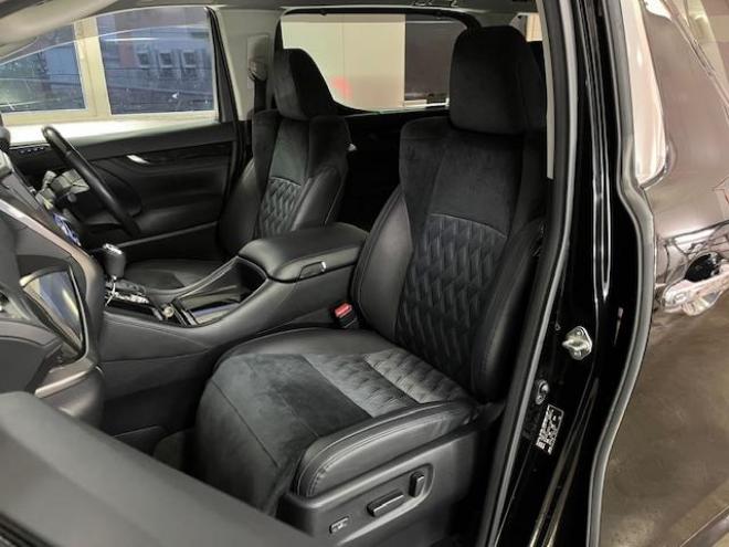 アルファードＳ　Ｃパッケージ　禁煙車　クレンツェ２０インチＡＷ　純正１８ＡＷ＋スタッドレスタイヤ付　ブリッツ車高調　ヴァレンティＬＥＤテール　アルパインビッグＸ１０インチナビ（フルセグ地デジ　Ｂｌｕｅｔｏｏｔｈ）＋バックカメラ　アルパイン製１２．８インチリアフリップダウンモニター　両側パワースライドドア　パワーバックドア　純正ハーフレザーシート　電動オットマン　ＬＥＤヘッドライト　ステアリングヒーター　フロントガラス熱線　エンジンスターター　ＥＴＣ 4WD 2500 5Dr